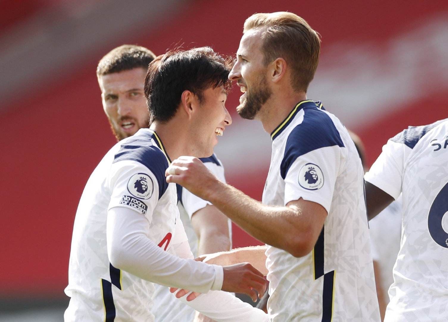 重重围堵 重重围堵